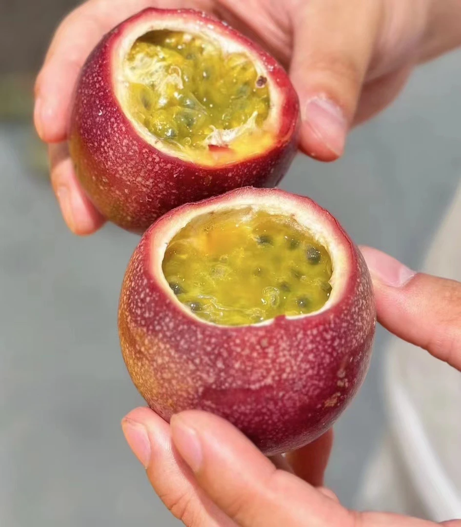 水蜜桃百香果一个
