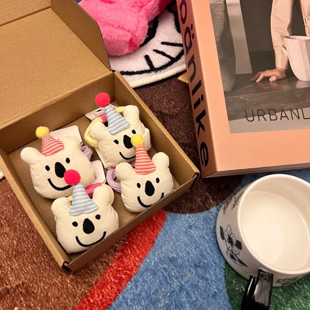 2024新款可爱帽子小熊发绳微笑ins条纹毛头绳软萌玩偶大鼻子发圈