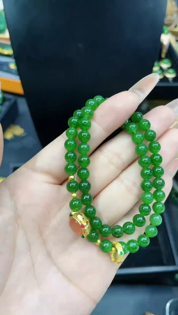 【闪购商品】和田玉项链未镶嵌 微带黑点