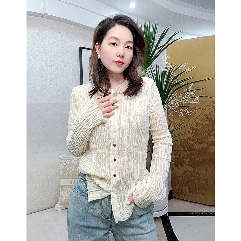 真丝丝绒衬衫女长袖2025早春新款七彩扣设计感修身显瘦开衫上衣