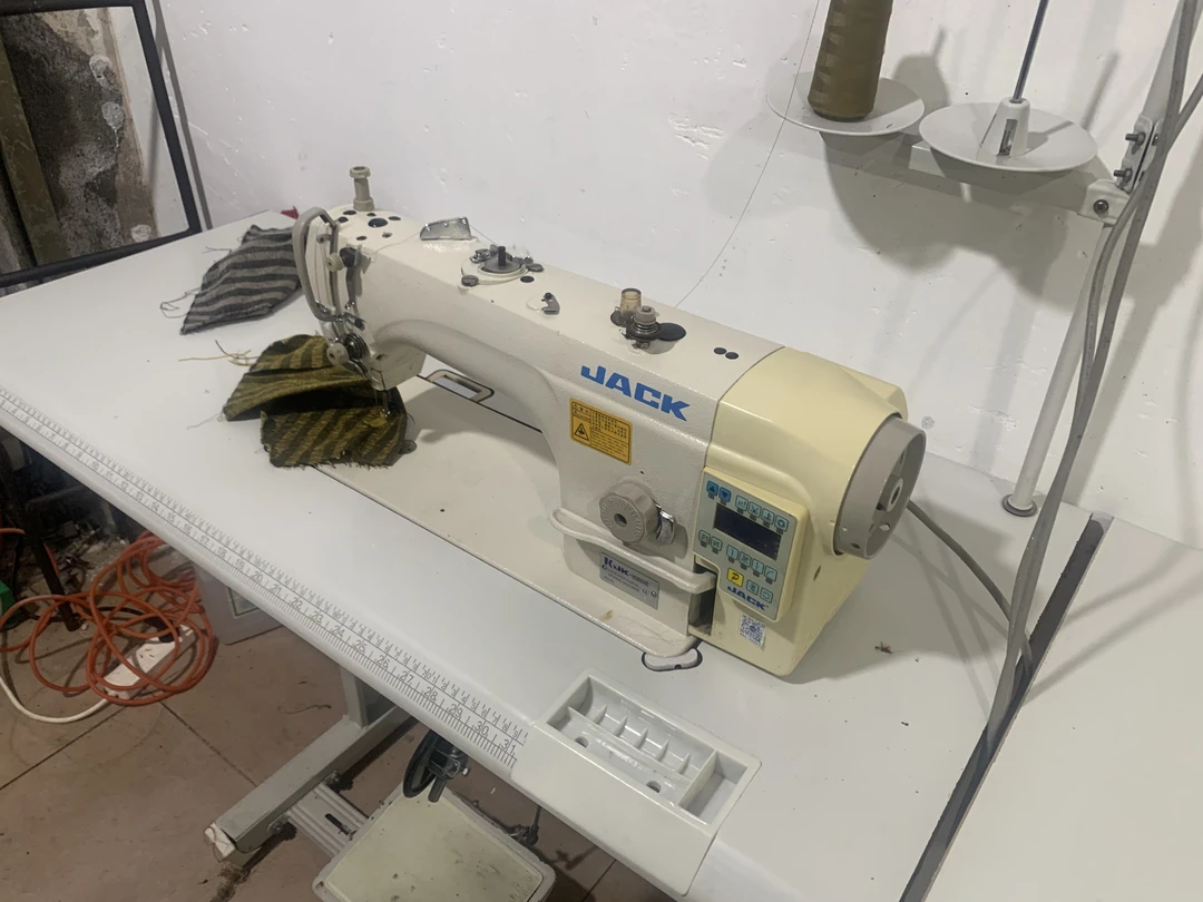 杰克电脑平车，缝纫机四制动