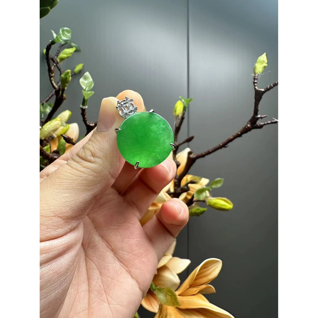翡翠四爪s925小圆牌吊坠
