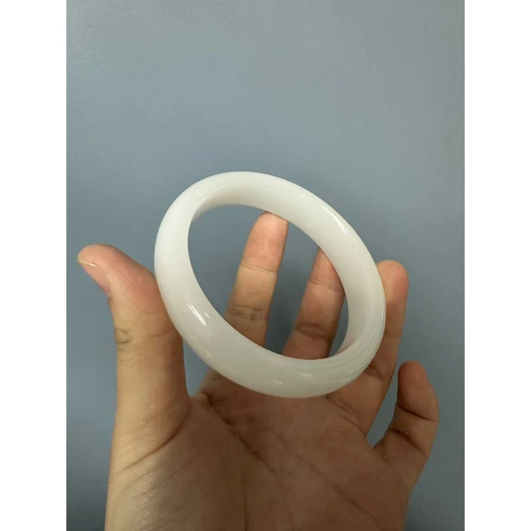 高货白色正圈手镯