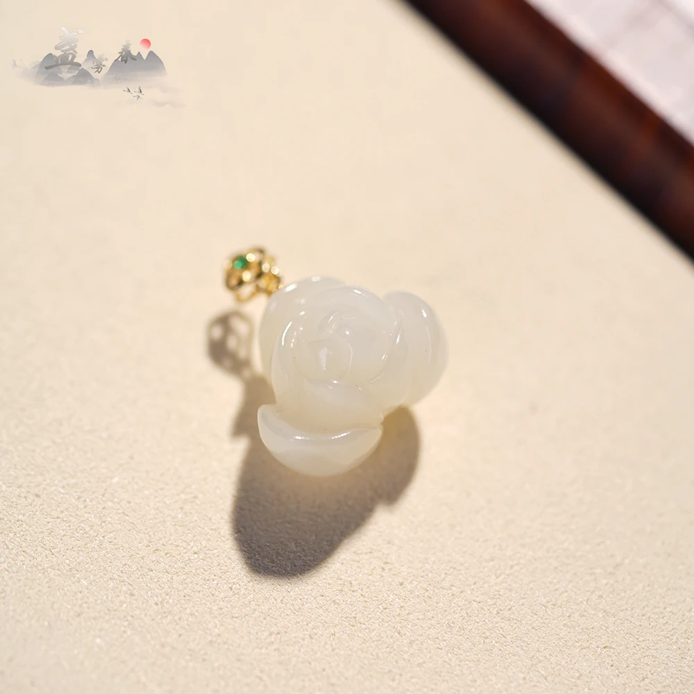 【山茶花】和田羊脂白玉手工雕刻精美中式吊坠