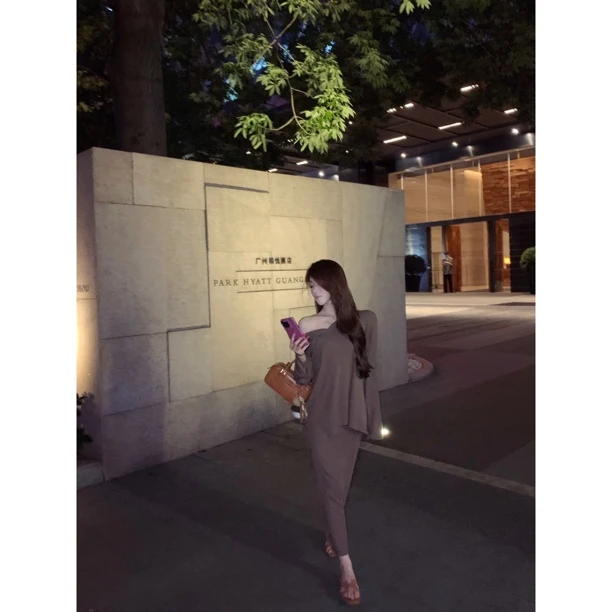 【ZUXIAN】慵懒公式 慵懒松弛感套装气质宽松长袖T恤半身裙两件套