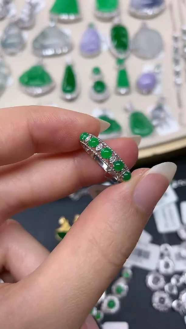 【闪购商品】翡翠戒指18K金镶嵌A243|2580