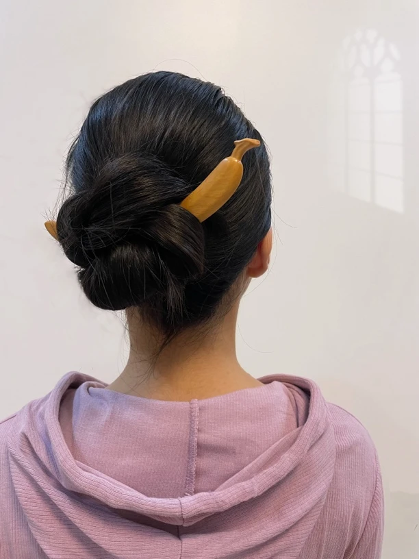 创意香蕉发簪发饰双面立体雕刻精雕工艺品