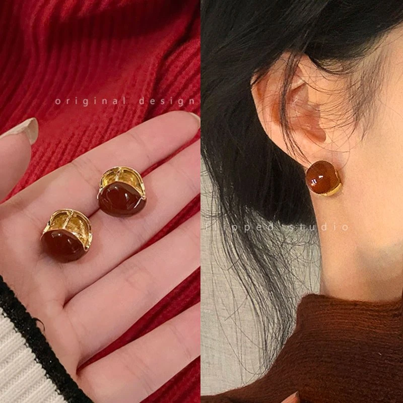 酒红色滴釉耳钉女秋冬气质小巧个性百搭耳饰ins风小众设计感耳环
