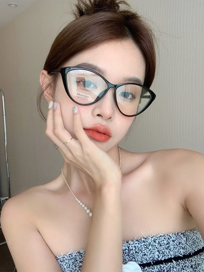 网红猫眼眼镜框女黑框素颜神器圆脸显瘦可配近视眼镜防蓝光平光镜