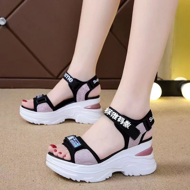 运动凉鞋女2024夏季新款百搭松糕厚底网红坡跟平底学生软底沙滩鞋