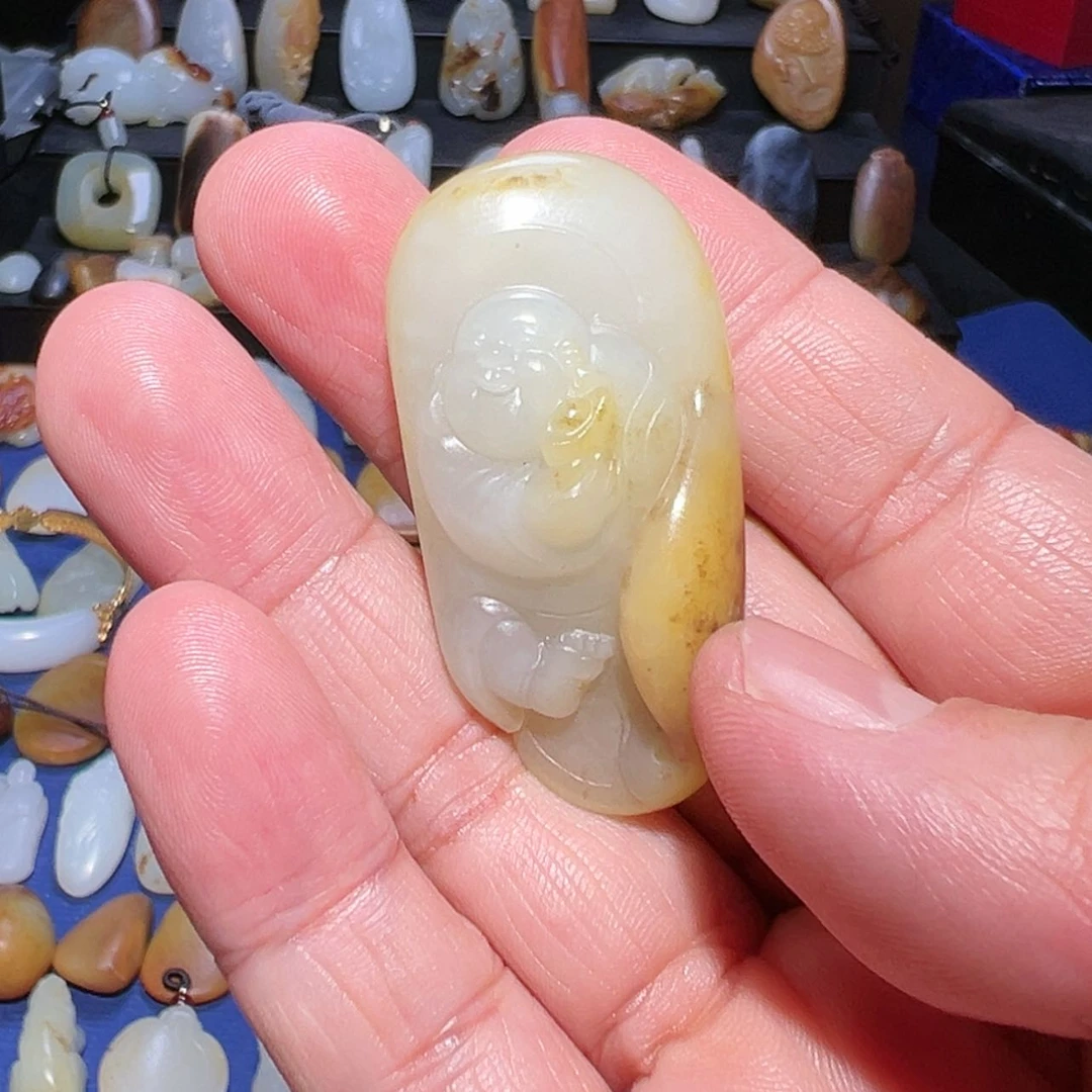 【闪购商品】和田玉吊坠(不含链)未镶嵌花*