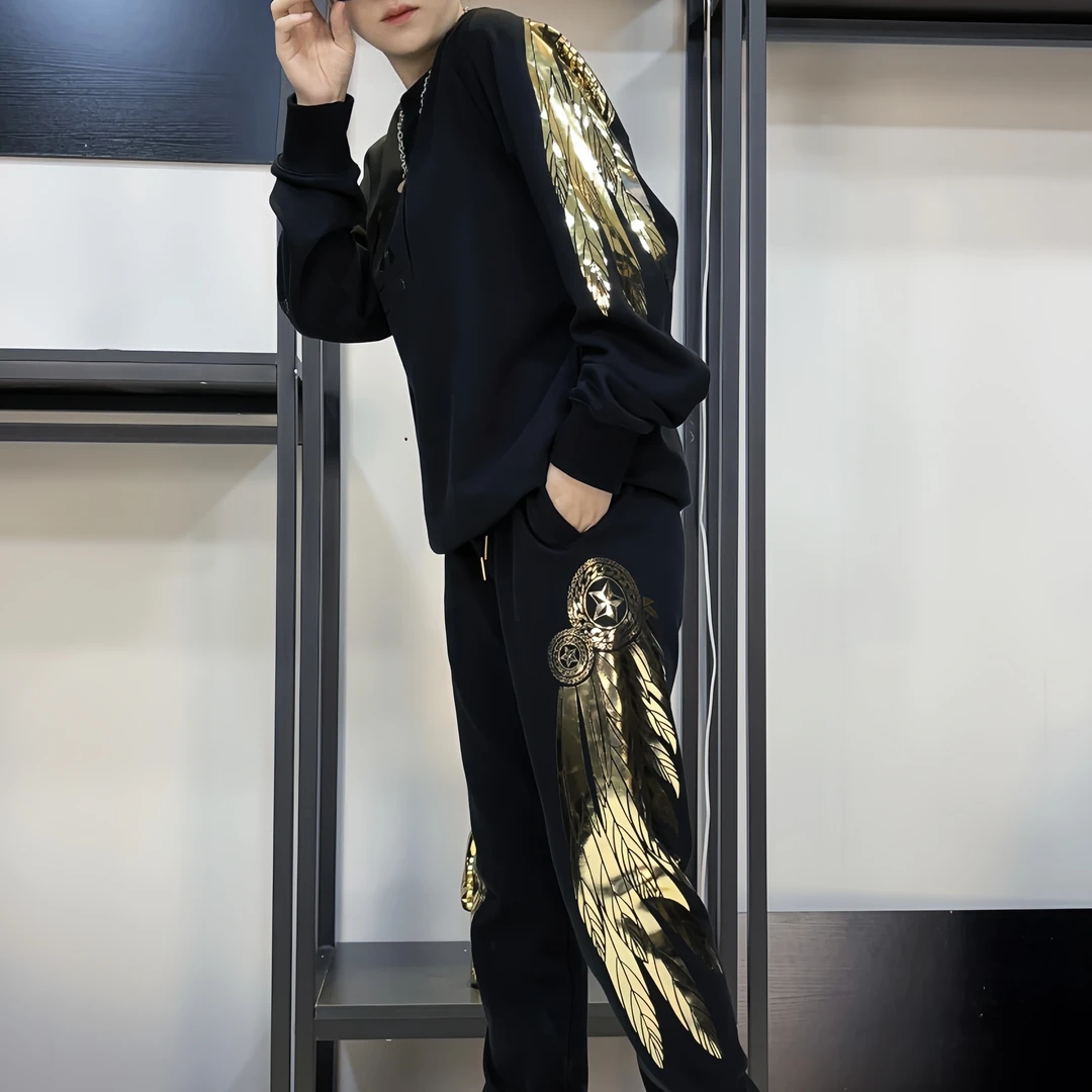 春秋男士套装时尚男女同款翅膀长袖黑色圆领印花卫衣裤子休闲潮流