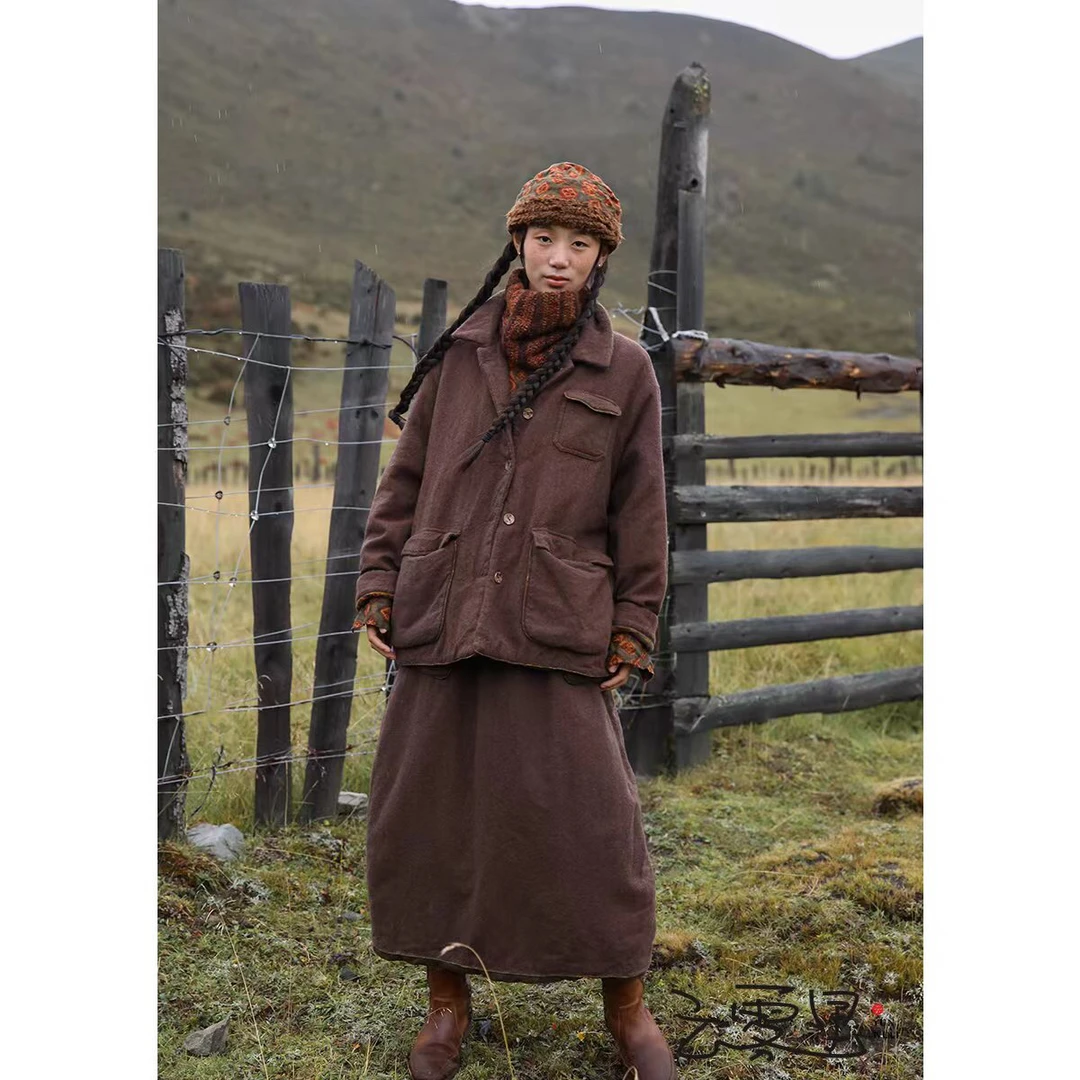 云雾里 原创设计3031复古文艺浪漫恣意羊毛混纺短棉衣