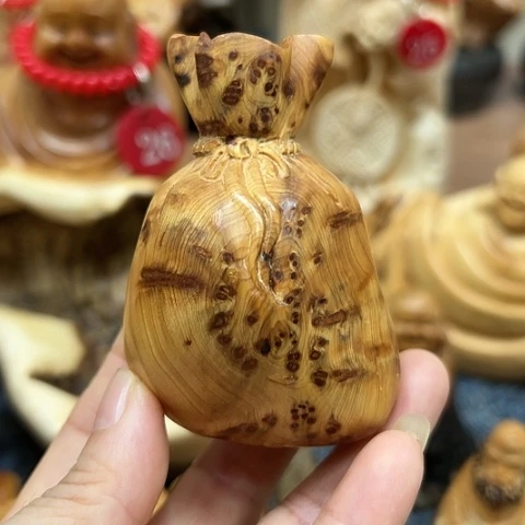 木太行崖柏手把摆件