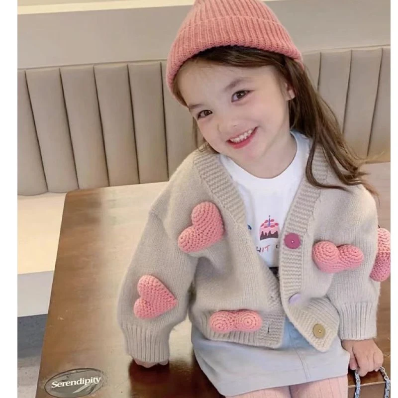 2025新款女童女孩开衫毛衣春秋女宝宝爱心外套韩版针织衫洋气儿童