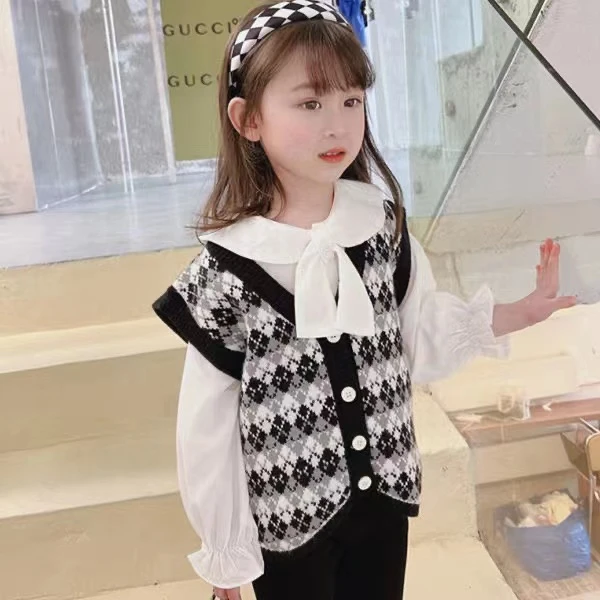 新款可爱女童针织马甲春秋季外穿2025韩版洋气儿童薄绒背心上衣