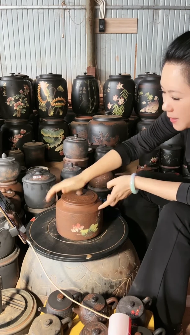 【闪购商品】壶瑕疵茶叶罐 古铜色德中 956