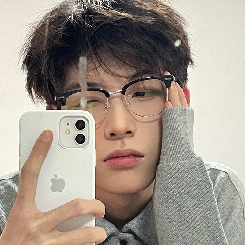 斯文半框眼镜男潮痞帅黑色复古防蓝光小框女ins男生近视镜显脸小