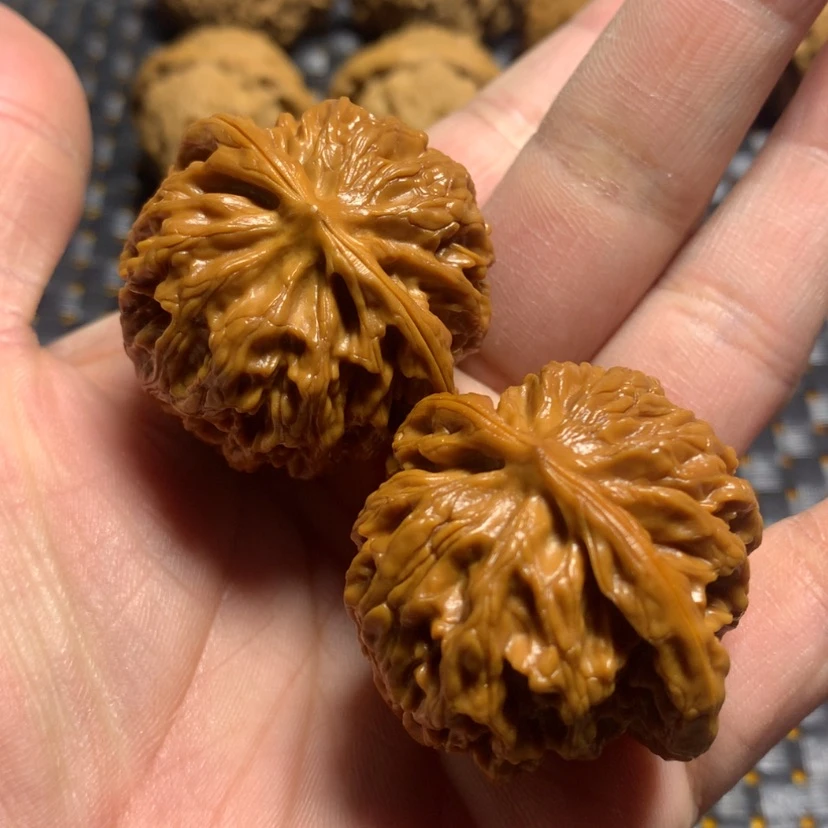 【闪购商品】文玩核桃把件捍*