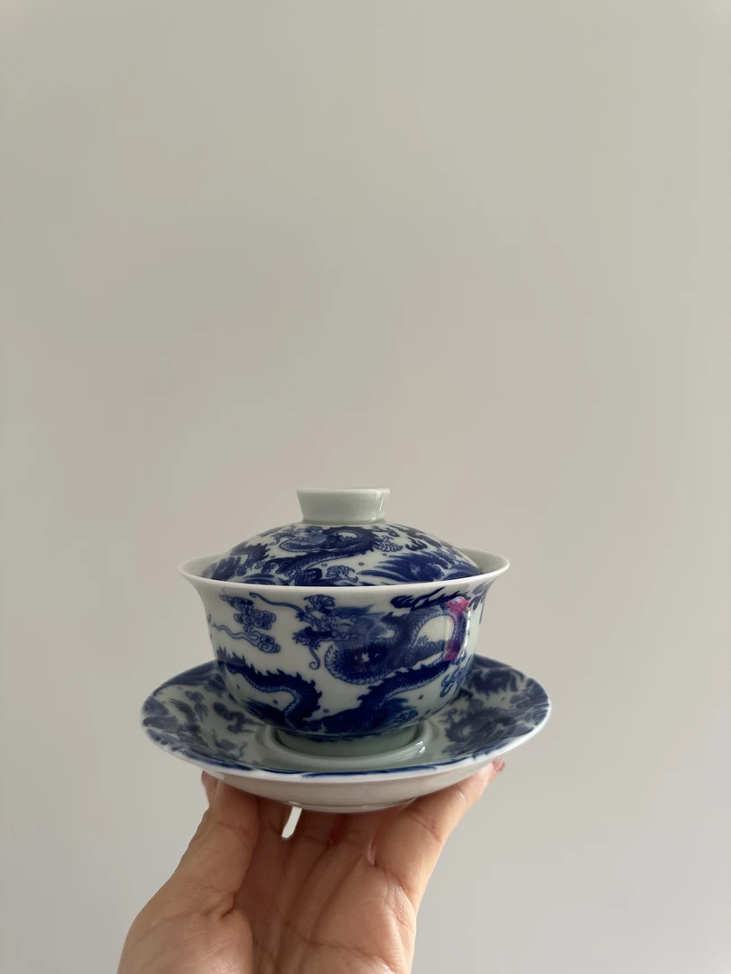景德镇柴窑手绘釉下青花盘龙三财盖碗容量150cc