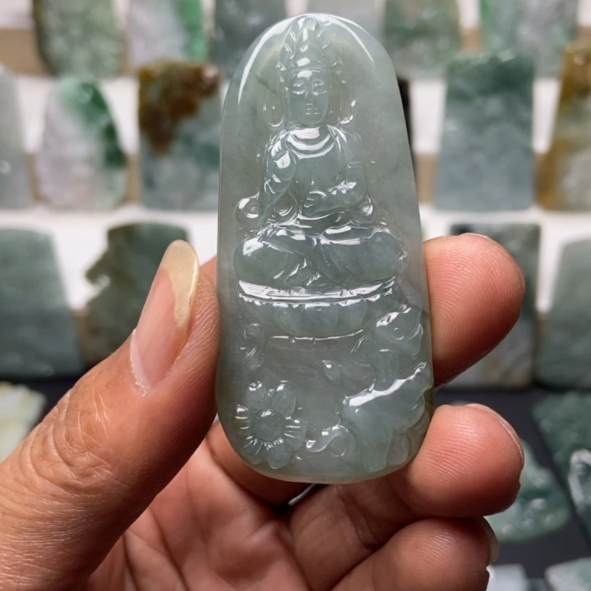 【闪购商品】翡翠颈饰未镶嵌爱****?