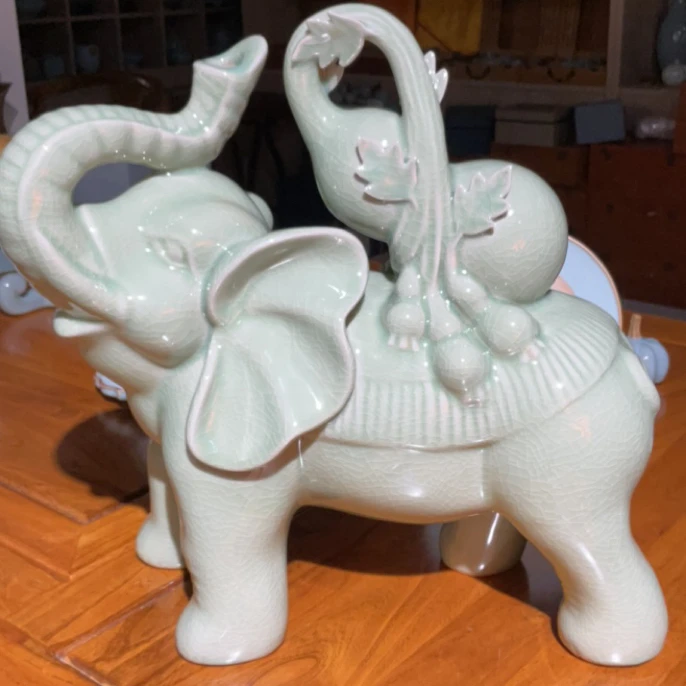 汝瓷摆件吉祥纳福