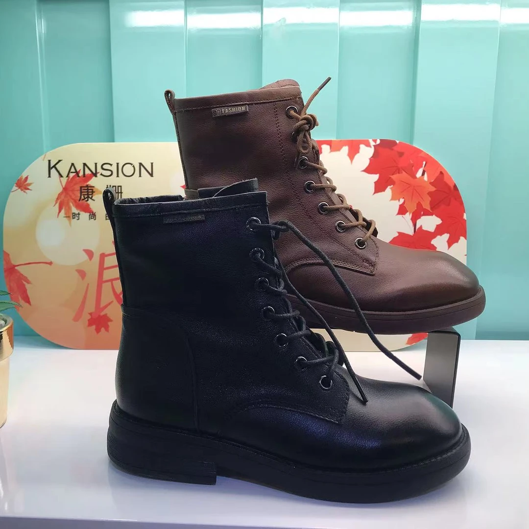 AX23休闲时尚圆头平底马丁靴