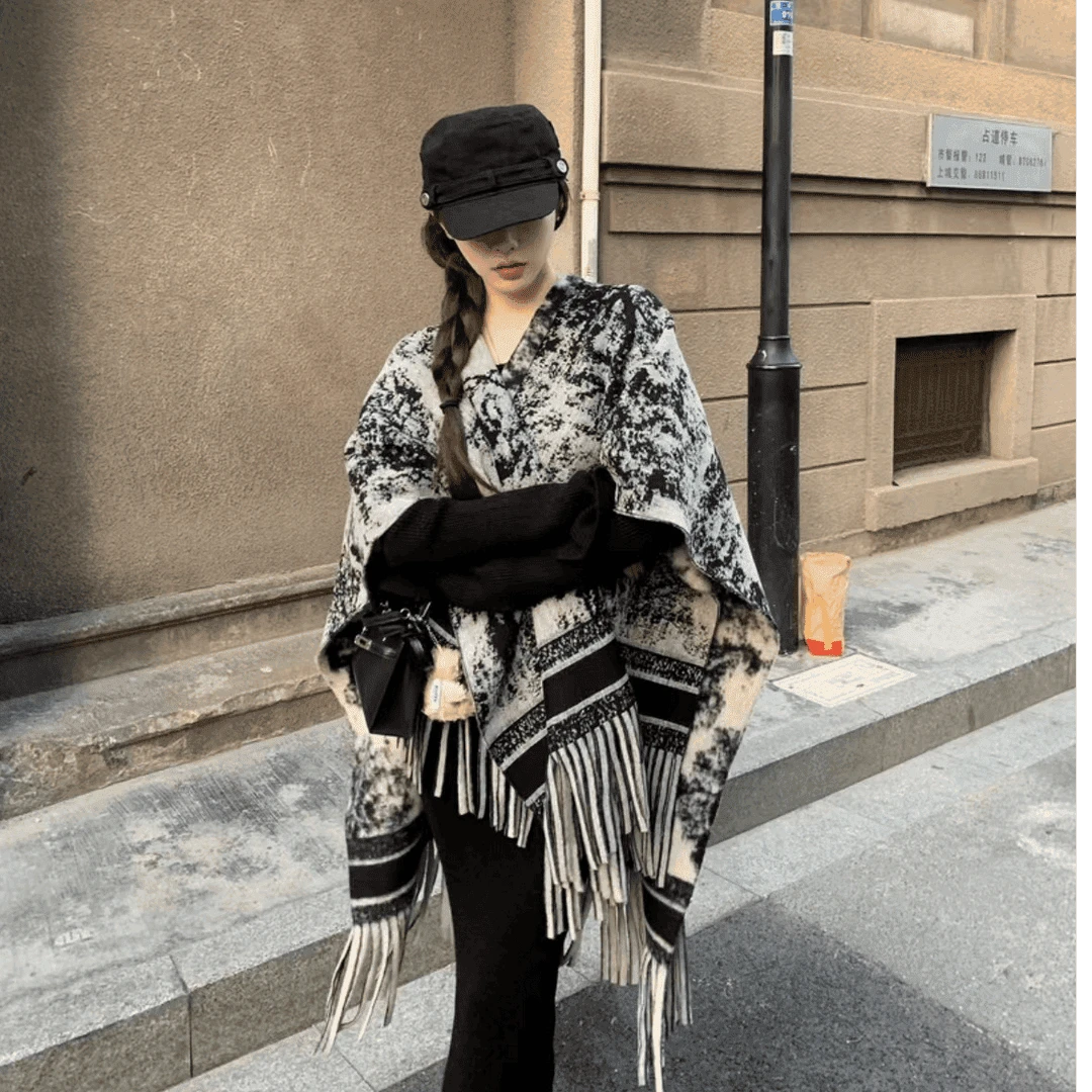 【水墨东方美学】花纹披肩围巾长款冬季氛围感保暖百搭时尚感双面
