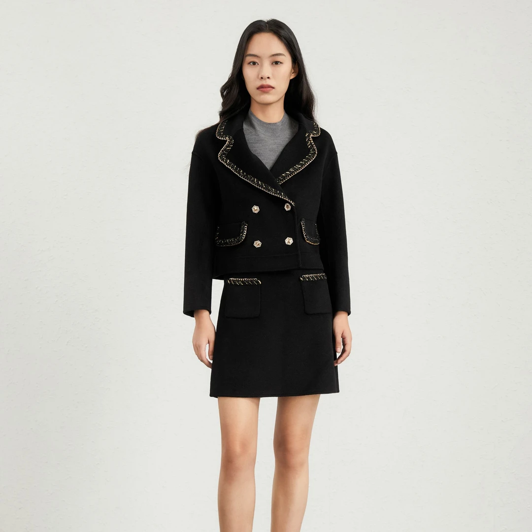 FARROGRANO/菲诺格诺短款小香风时尚女士毛呢黑色秋冬外套FL4T001