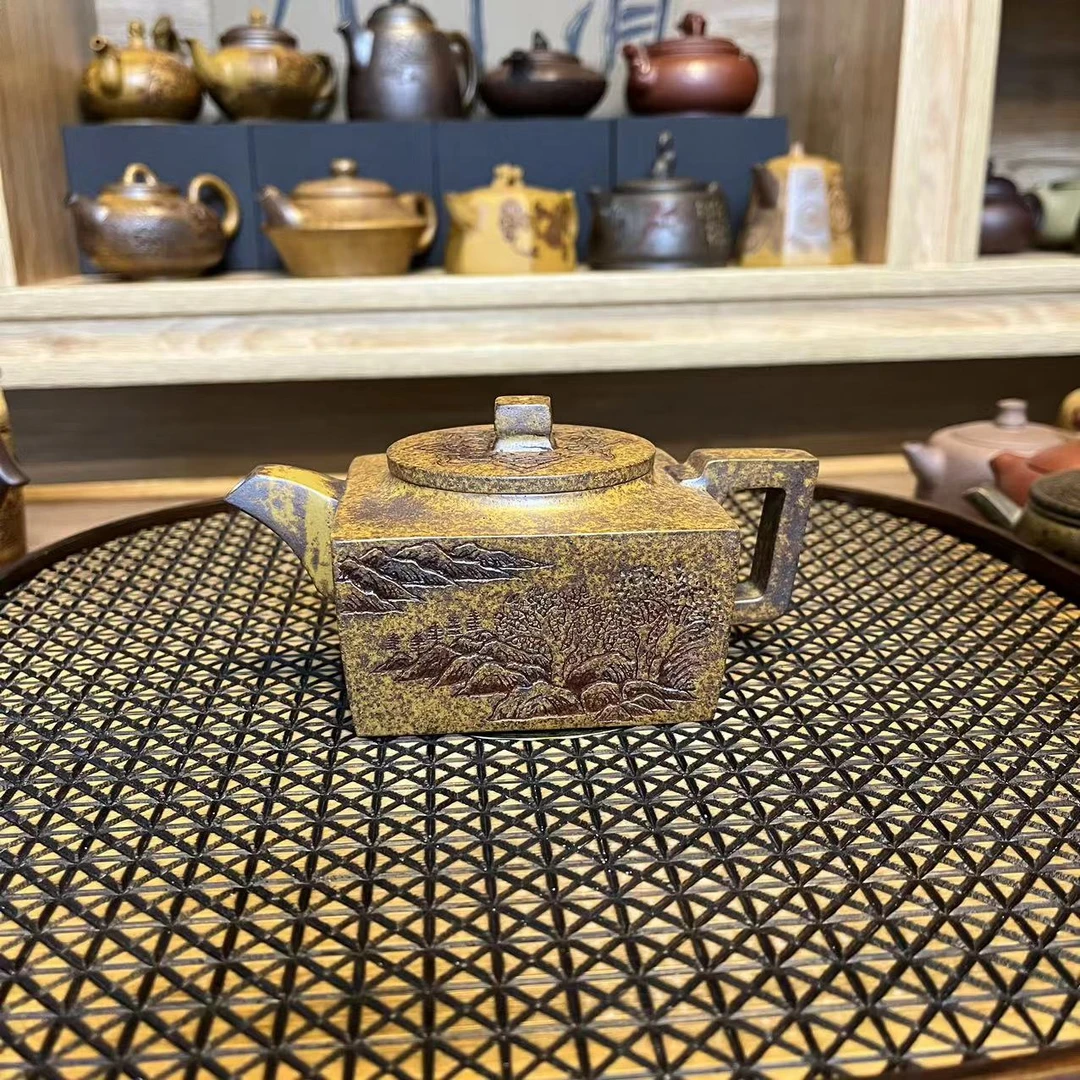 宜兴原矿龙骨金沙方山逸士壶 250cc（徐宸翊）礼盒装 ZH00239