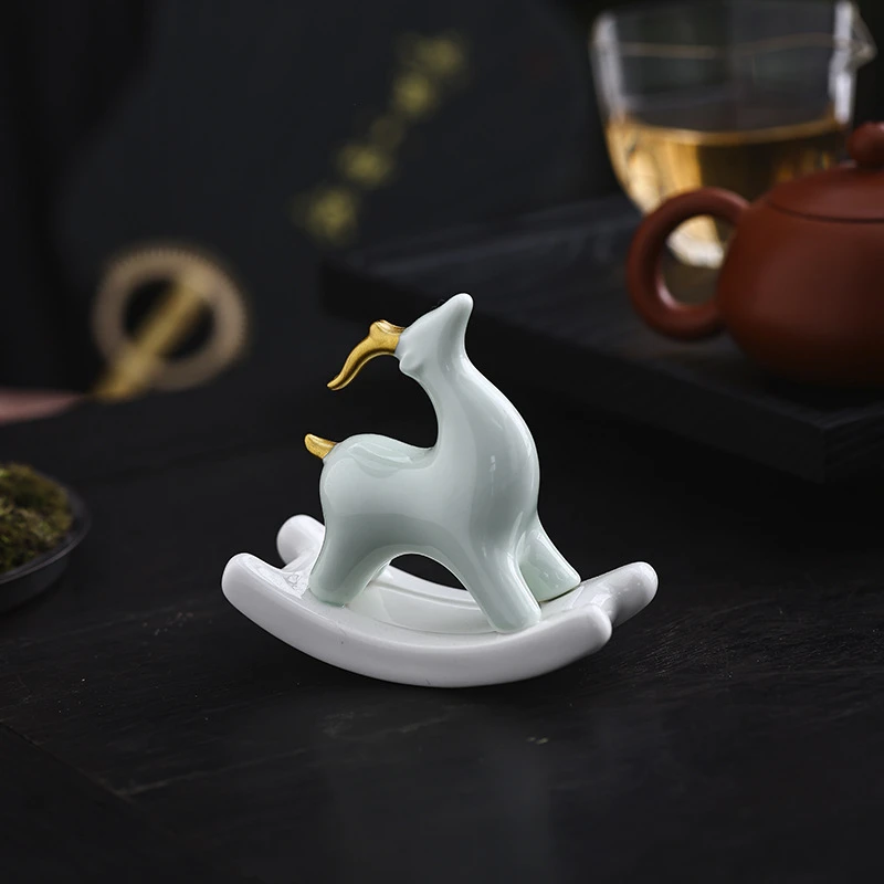一鹿有你陶瓷摆件小麋鹿微景观茶宠室内桌面可爱饰品茶具配件茶玩