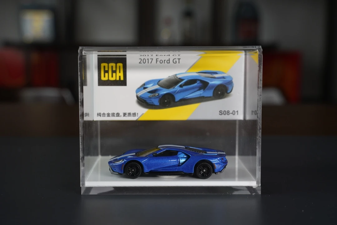 CCA1:64合金车模 2017福特GT(送亚克力展示盒)