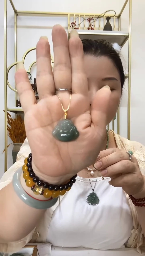 【闪购商品】翡翠颈饰未镶嵌佛公赠合金链