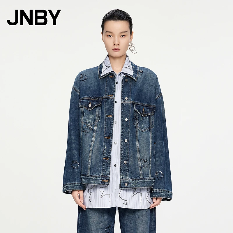 JNBY/江南布衣春秋牛仔夹克翻领长袖仿锡绣钉珠宽松外套5O9614080