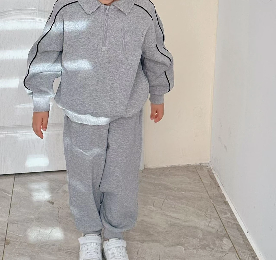 LOBN115小翻领休闲卫衣卫裤套装