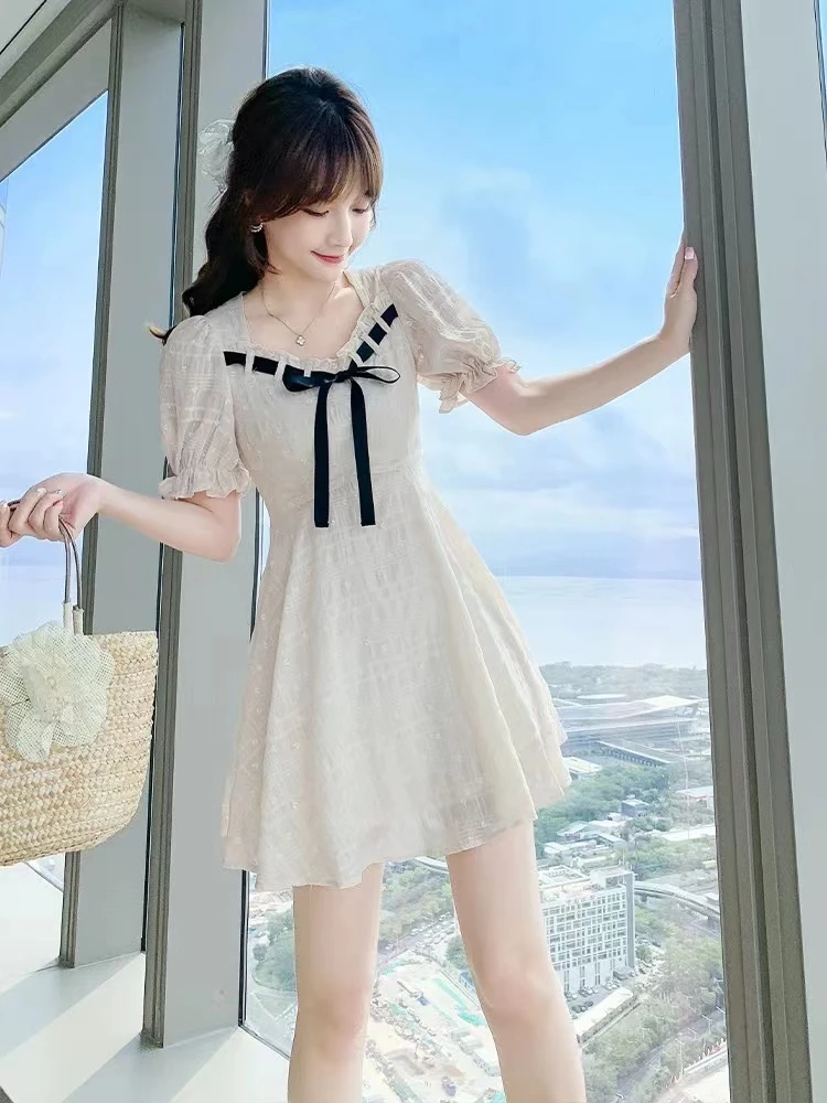 【1501-1600】佳蝶风设计感连衣裙