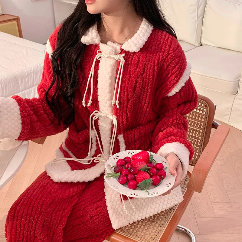 冬季新年红色睡衣女中国风宽松新款法兰绒中式毛绒家居服套装保暖