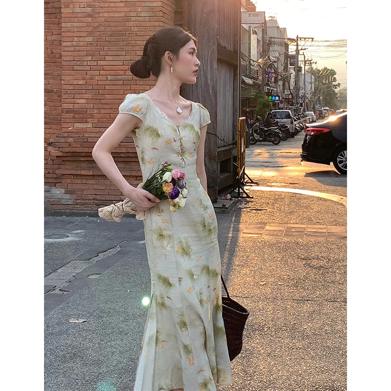 花满楼 法式复古设计感收腰鱼尾摆短袖连衣裙女春夏新款388042