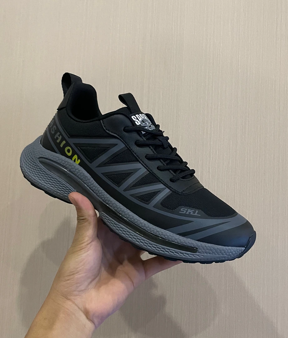 SKL2023年春季新款男士时尚休闲鞋厚底圆头潮酷百搭老爹鞋男93309