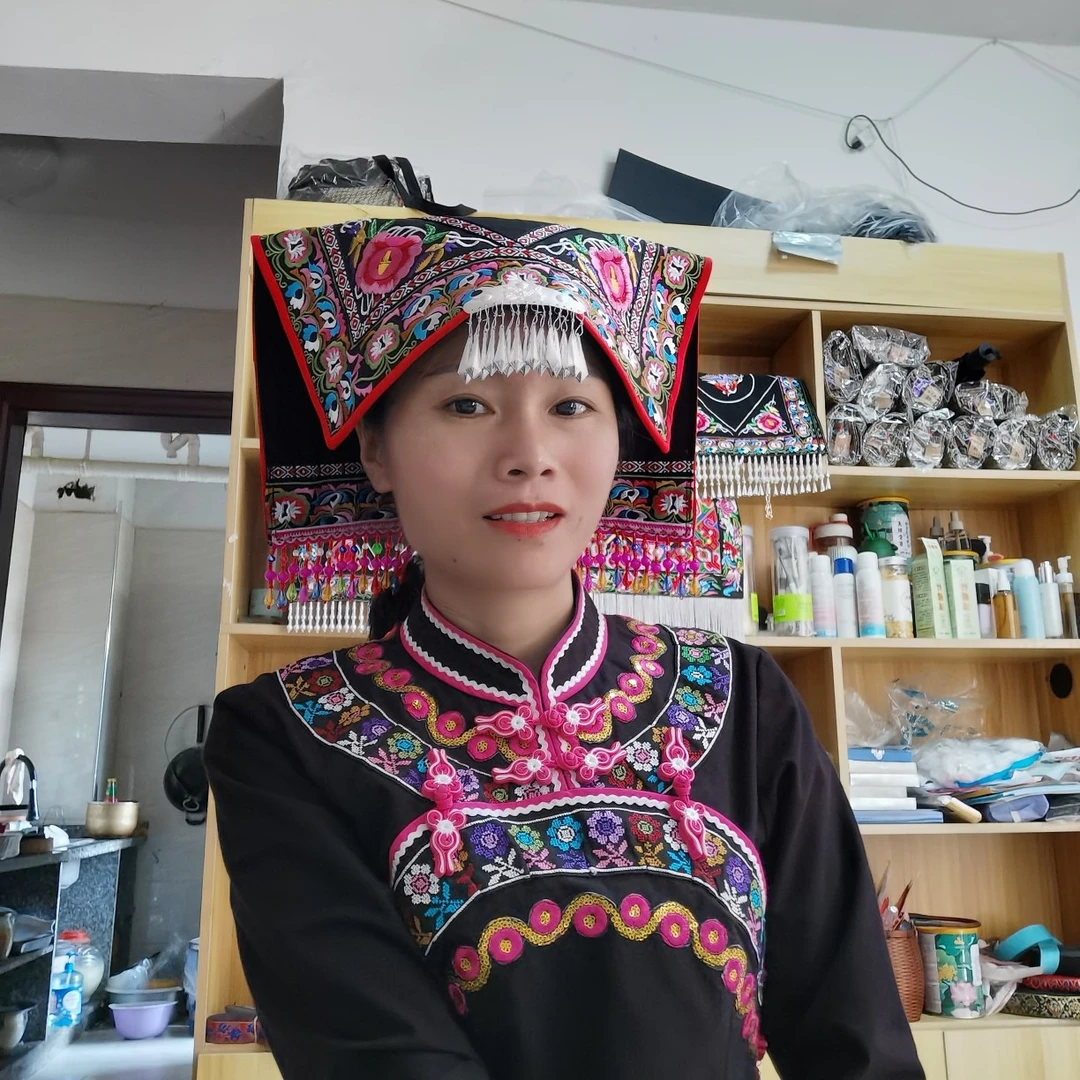 云南贵州广西秋冬少数民族帽子头巾布依族壮族民族特色女款绣花