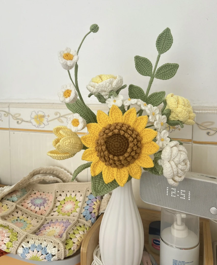 四股五股毛线便携手工钩织玫瑰花束diy材料包冰条马海毛围巾帽子