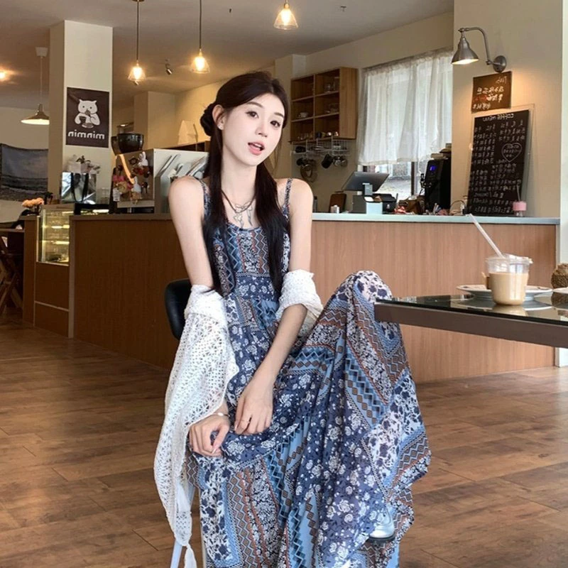 2025度假风套装女镂空披肩波西米亚风夏季防晒复古连衣裙两件套