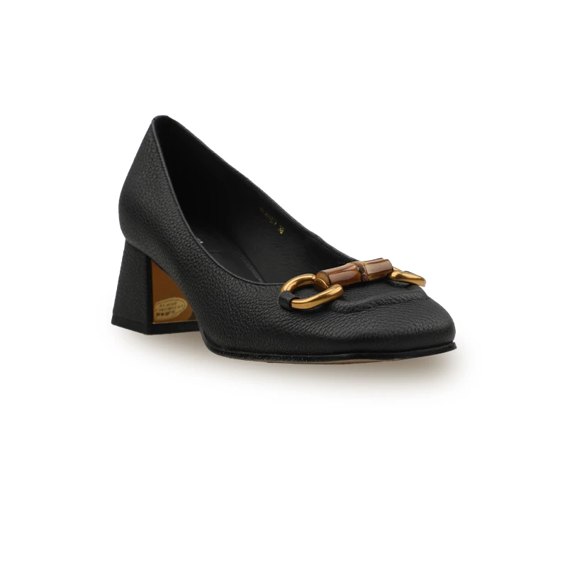 MANIKA AN 真皮荔枝纹方头单鞋子女2024年春夏新款MK191227