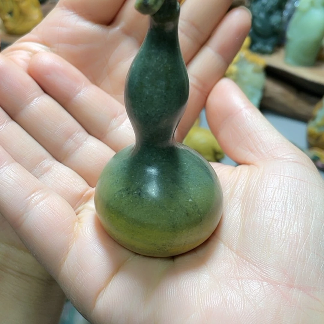 【闪购商品】岫岩河磨玉（透闪石质玉）把件未镶嵌芝*酥