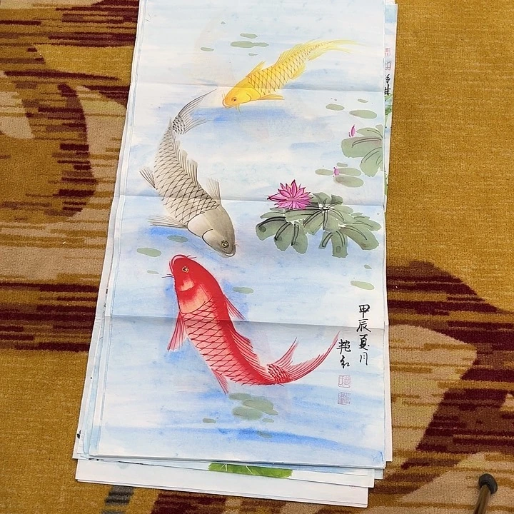 绘画花鸟的翅膀是白色和黑色