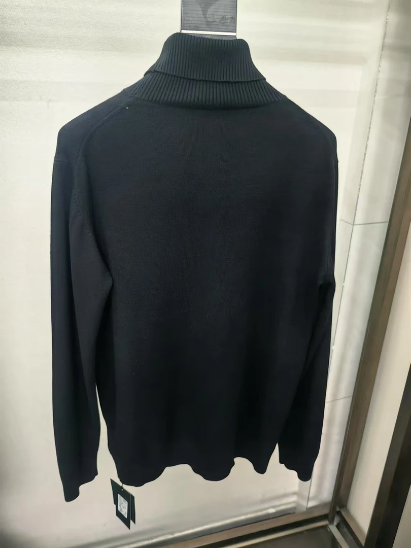 24冬季男士高领纯黑色羊毛衫