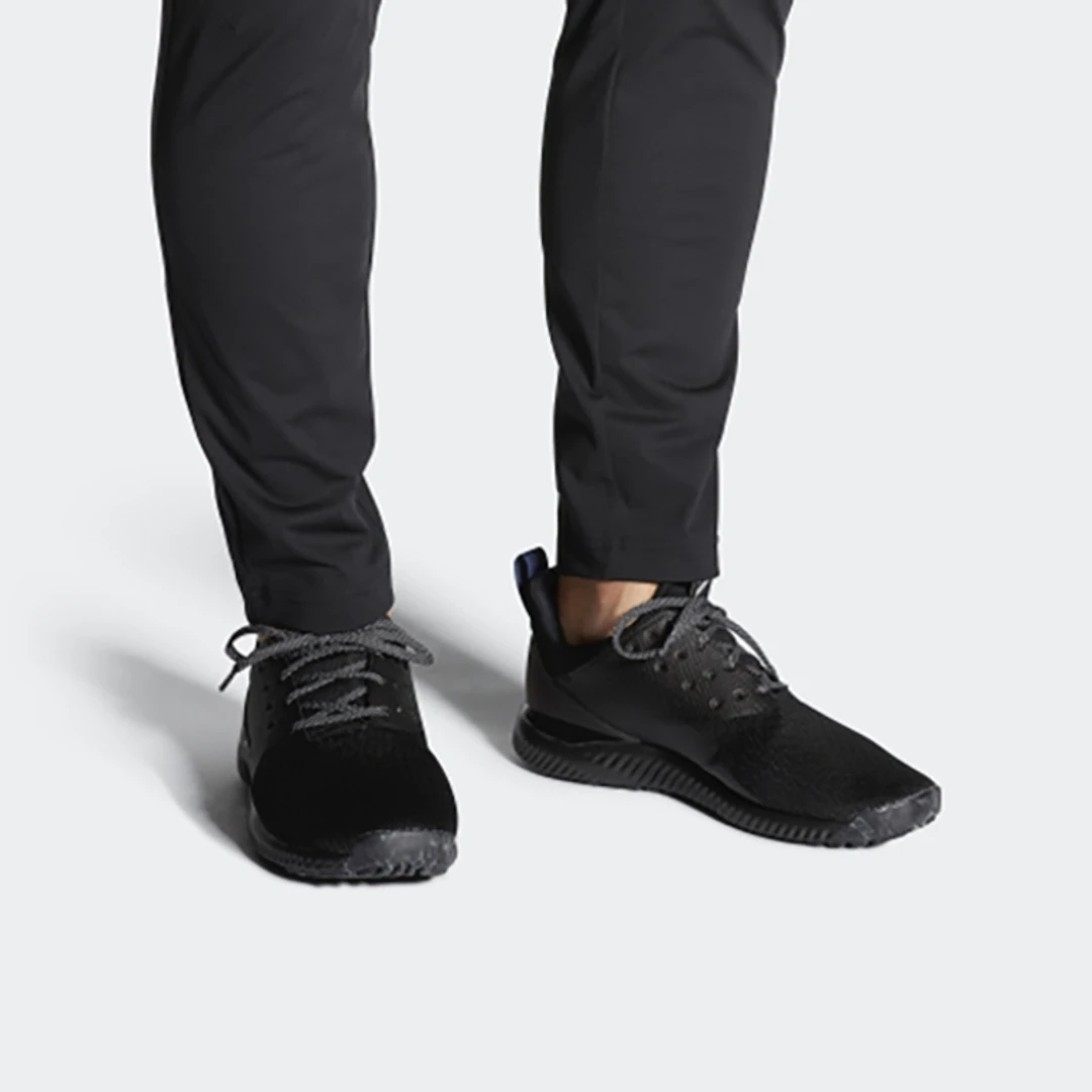 Adidas/阿迪达斯男子低帮透气运动休闲鞋跑步鞋EE9161