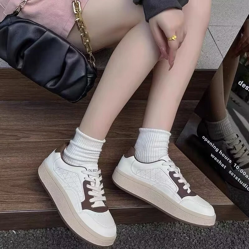 奥3338 131 2023新款真皮小白鞋女厚底板鞋子休闲运动鞋百搭