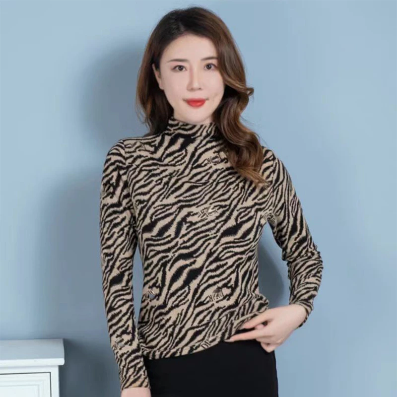 630#秋季时尚半高领百搭遮肉显瘦T恤（2XL~5XL打底衣女内搭春秋款