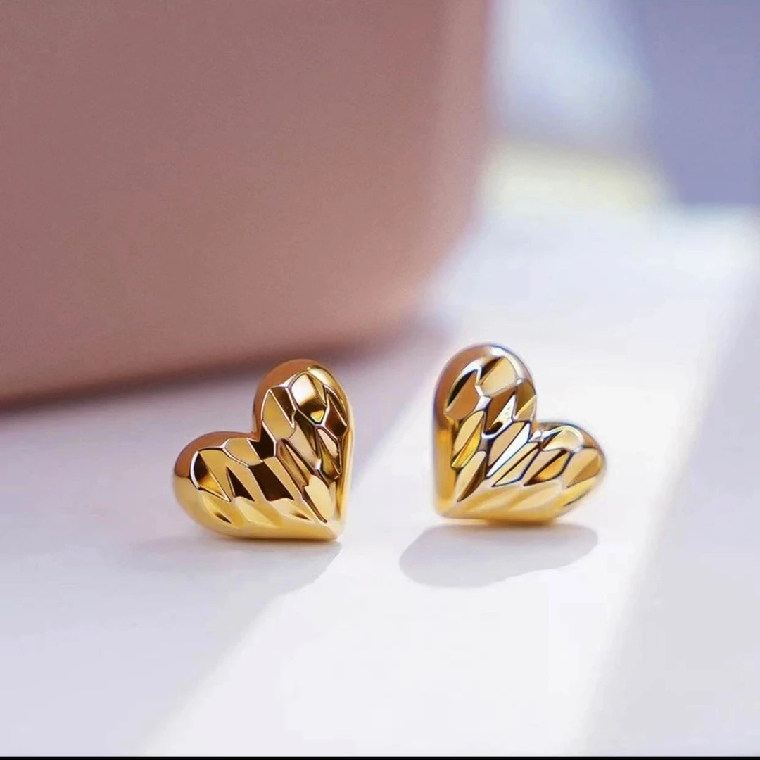 铜合金耳饰 s27新人体验 明星同款车花爱心小耳钉百搭经典11796
